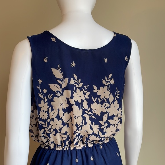 Navy Blue Shoulder-less Lightweight Floral Maxi Dress - Picture 5 of 7